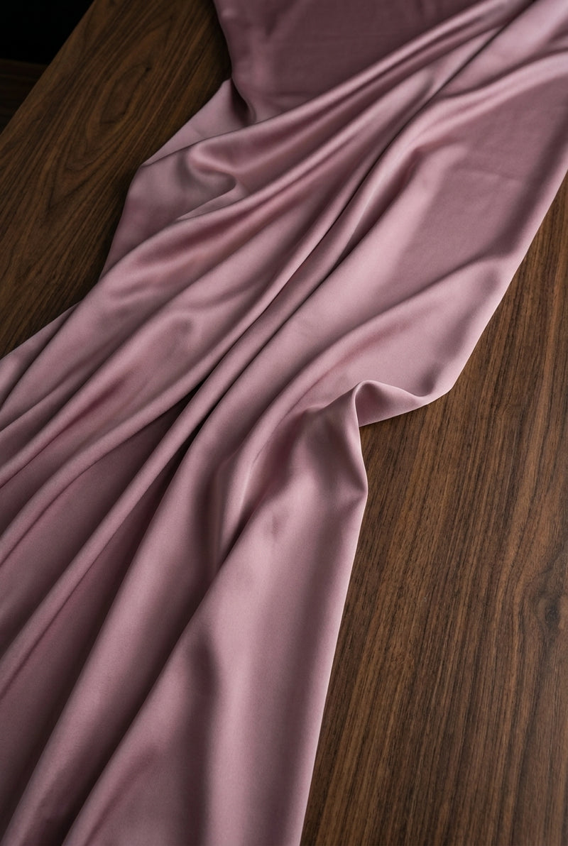 Wide draped view