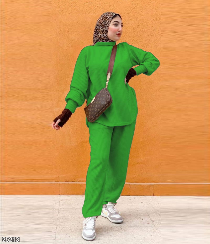 ترنج صوف ريب اخضر - قطعتين ملابس نسائي