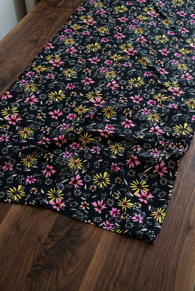 Wide angle vertical 2:3 portrait of قماش فيسكوز بيور مشجر (Viscose Drape)